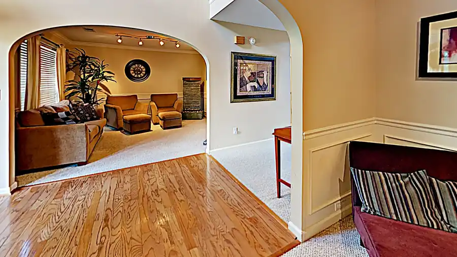 Living room with archway
